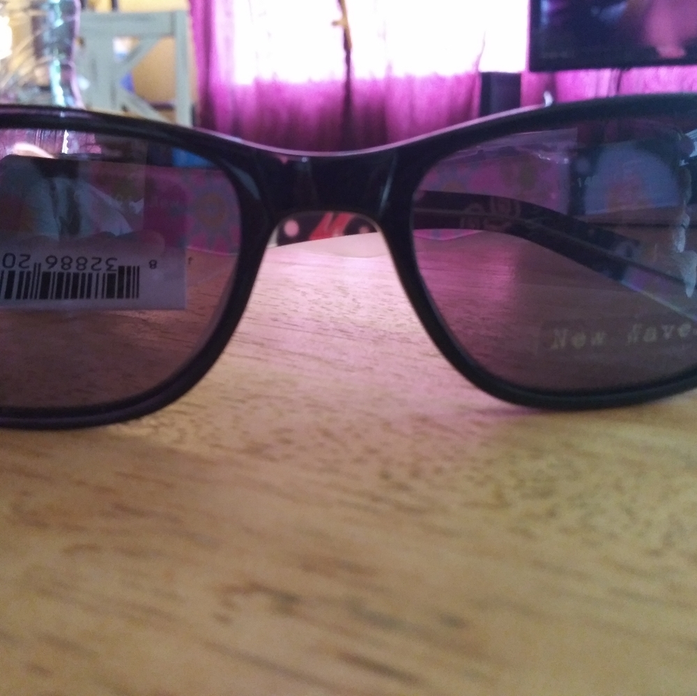 New Wave sunglasses